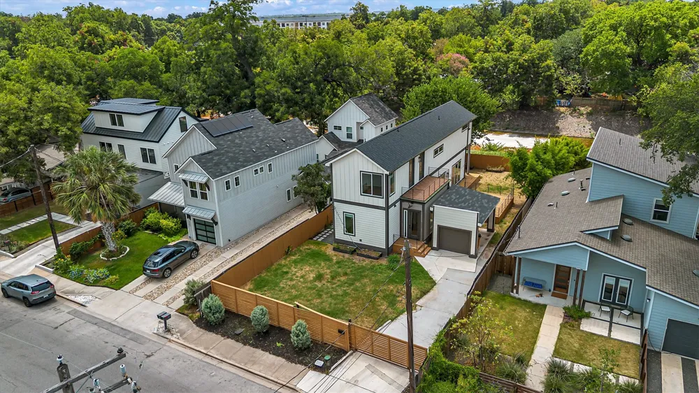 3101 Lyons Road Austin, TX 78702