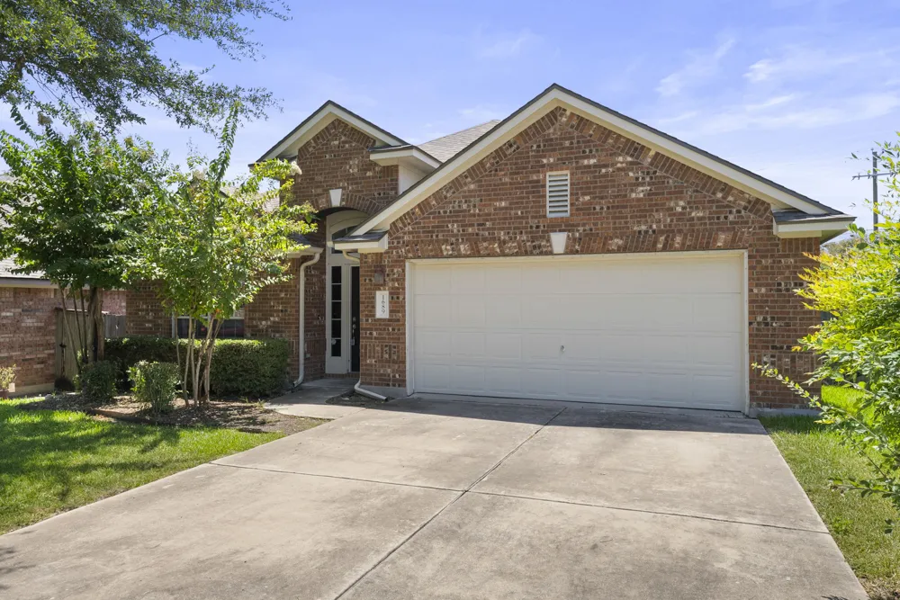 1689 Hidden Springs Path Round Rock, TX 78665
