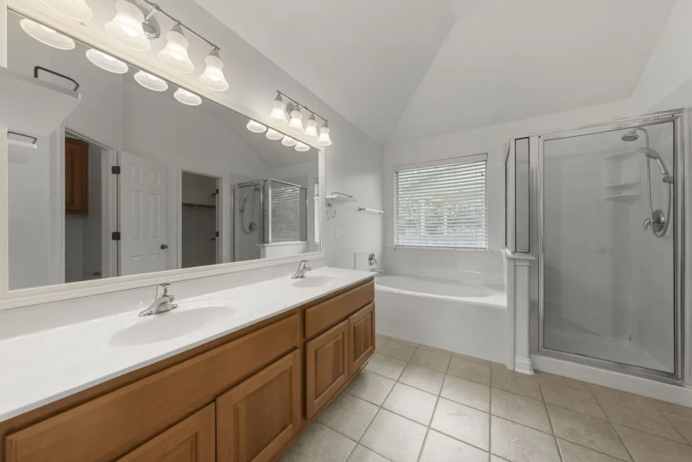 1689 Hidden Springs Path Round Rock, TX 78665