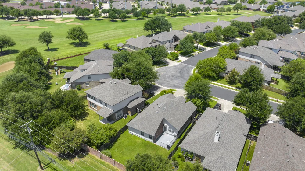 1689 Hidden Springs Path Round Rock, TX 78665