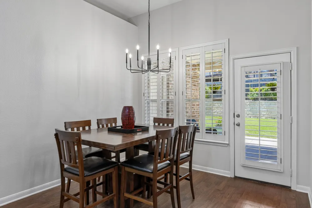 143 Desert Willow Way Austin, TX 78737