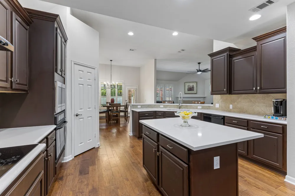 143 Desert Willow Way Austin, TX 78737