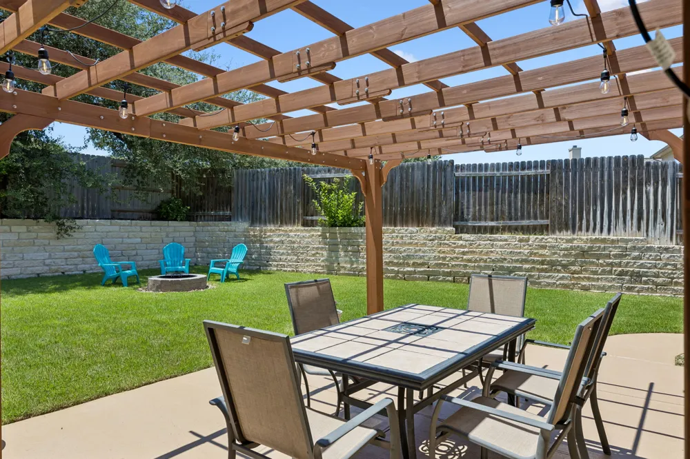 143 Desert Willow Way Austin, TX 78737