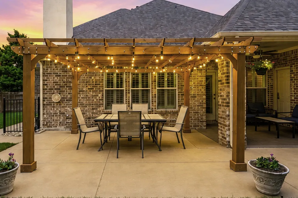 143 Desert Willow Way Austin, TX 78737
