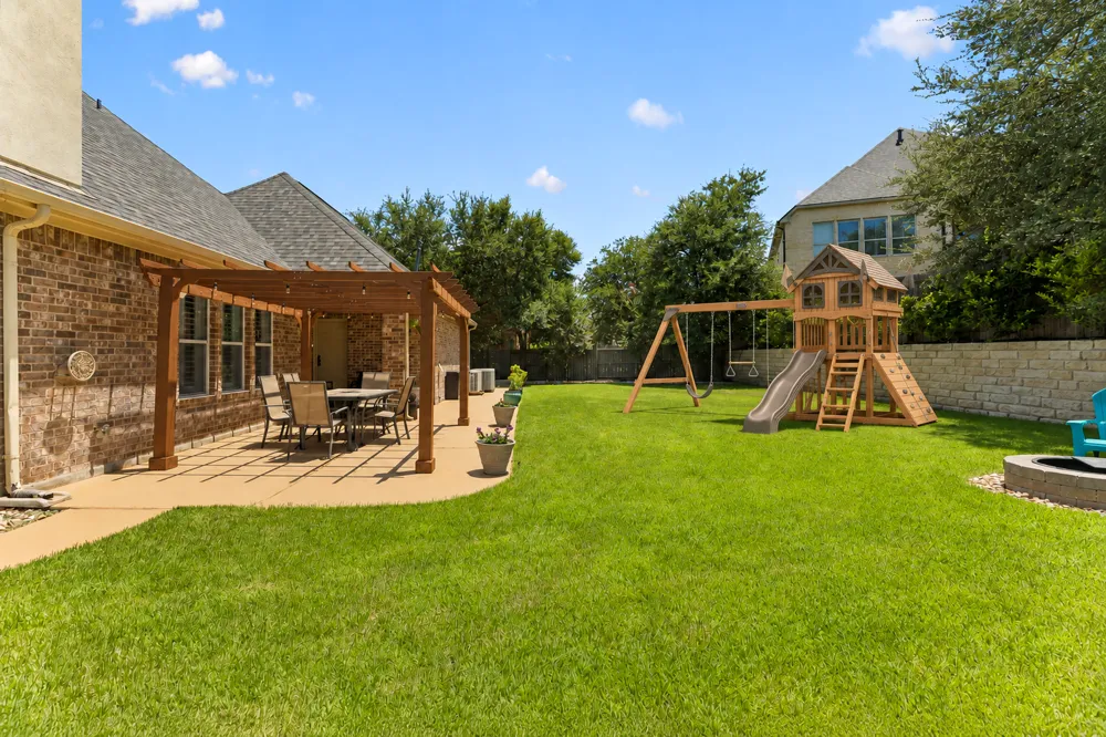 143 Desert Willow Way Austin, TX 78737