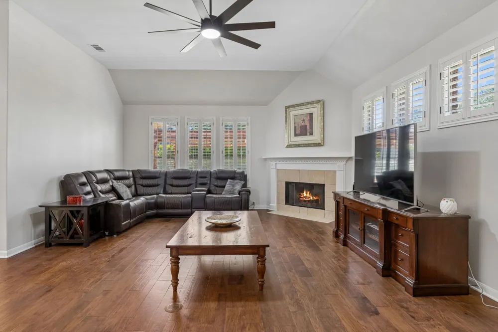 143 Desert Willow Way Austin, TX 78737