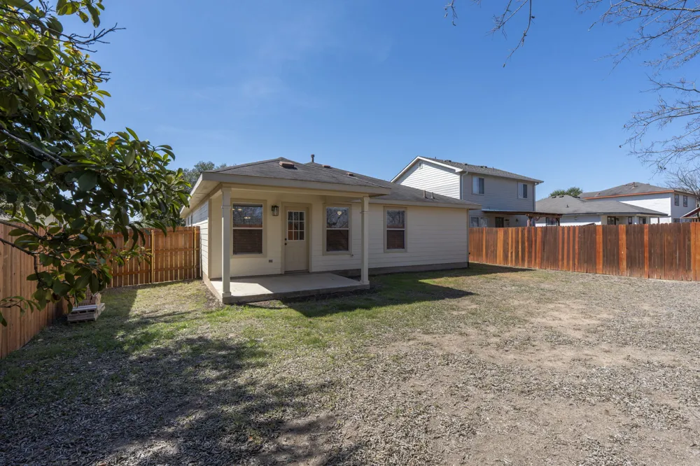 164 Pearl Lake Drive Kyle, TX 78640