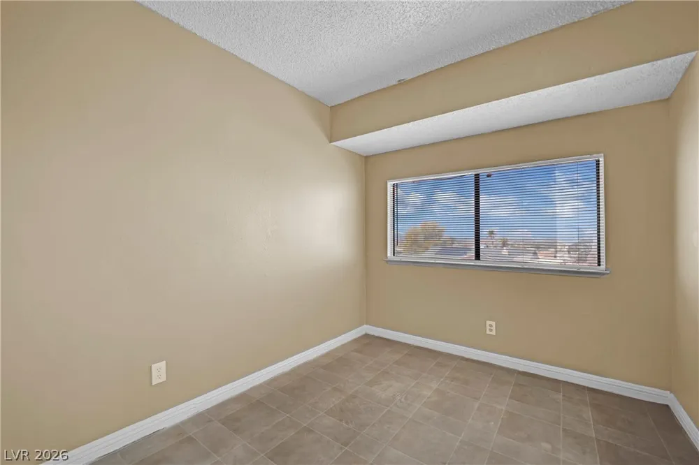 2341 Exeter Drive Las Vegas, NV 89156