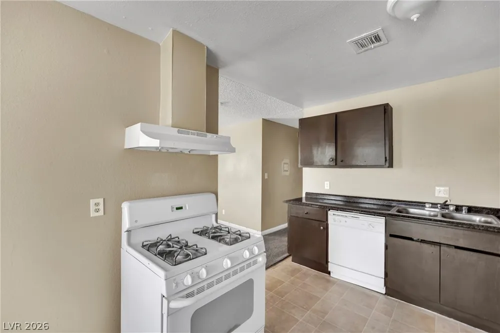 2341 Exeter Drive Las Vegas, NV 89156