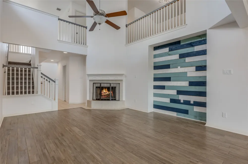 445 Venture Boulevard S Point Venture, TX 78645