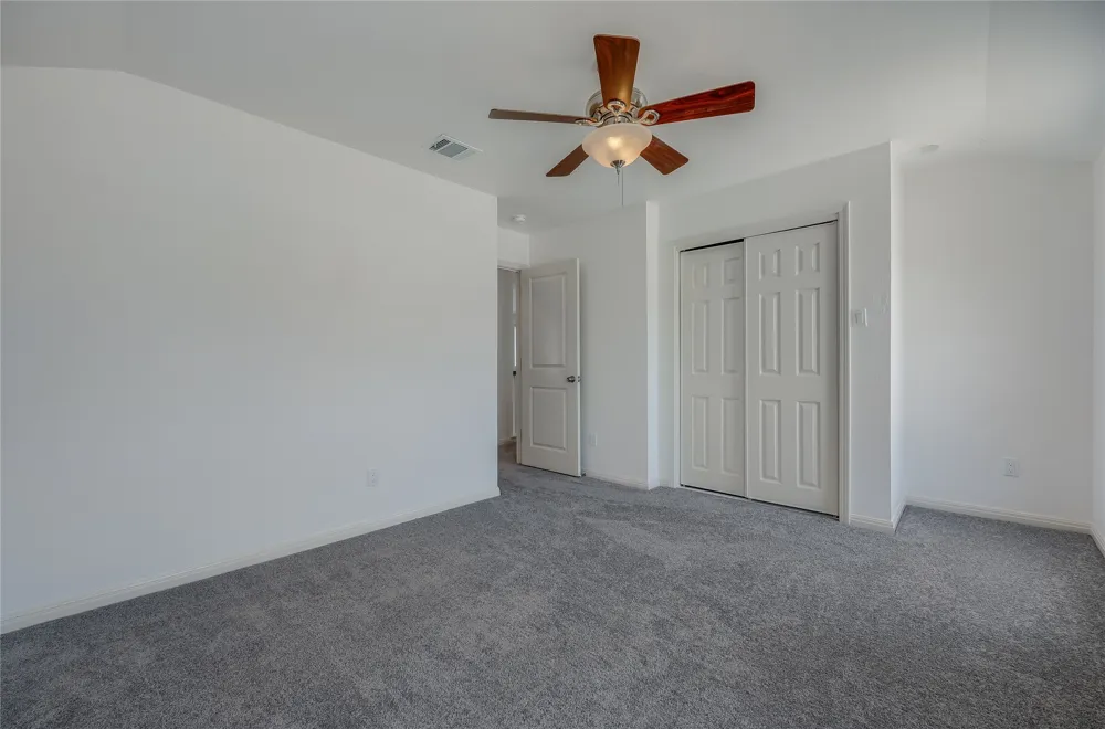 445 Venture Boulevard S Point Venture, TX 78645