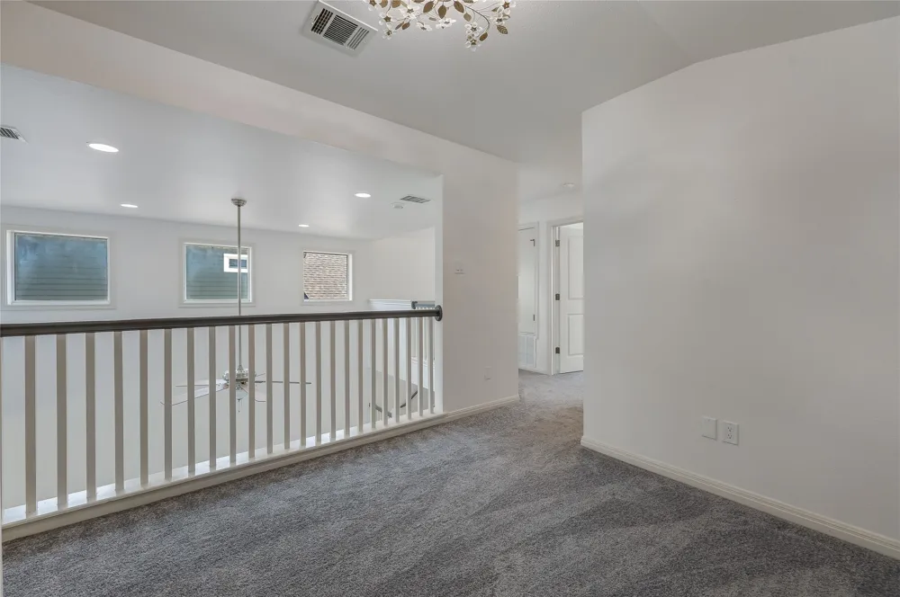 445 Venture Boulevard S Point Venture, TX 78645