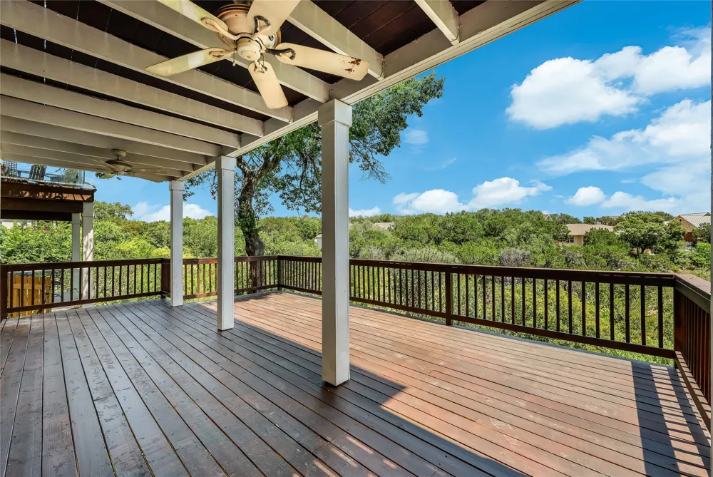 445 Venture Boulevard S Point Venture, TX 78645
