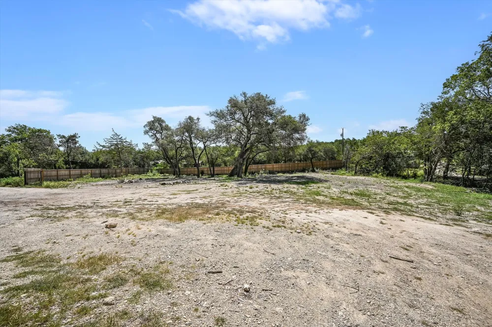 8106 Pitter Pat Lane Austin, TX 78736