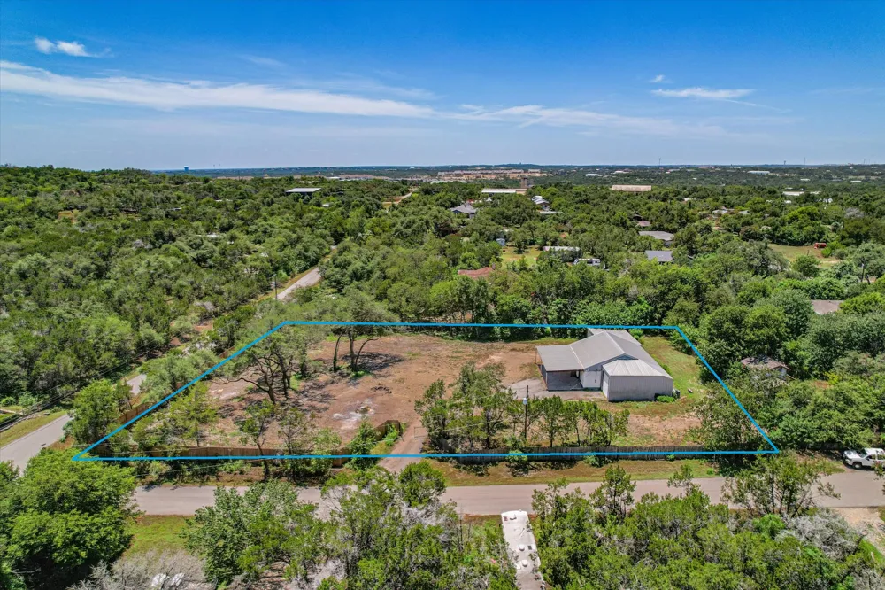 8106 Pitter Pat Lane Austin, TX 78736