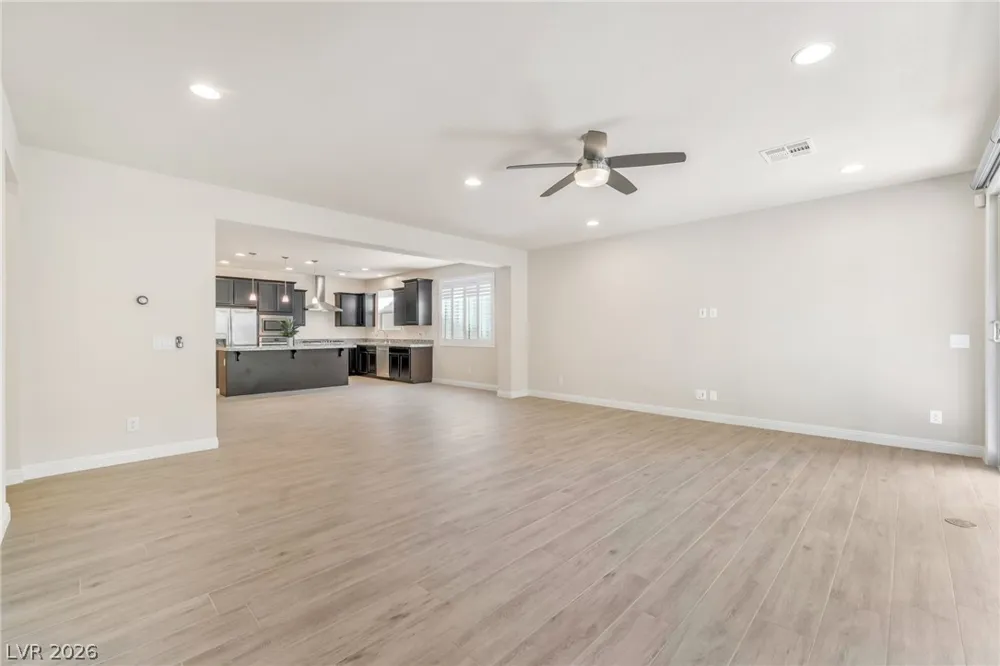 9729 Ponderosa Skye Court Las Vegas, NV 89166