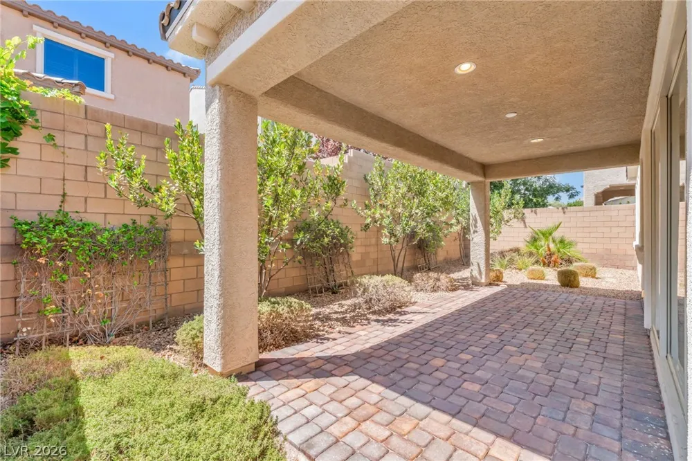 9729 Ponderosa Skye Court Las Vegas, NV 89166