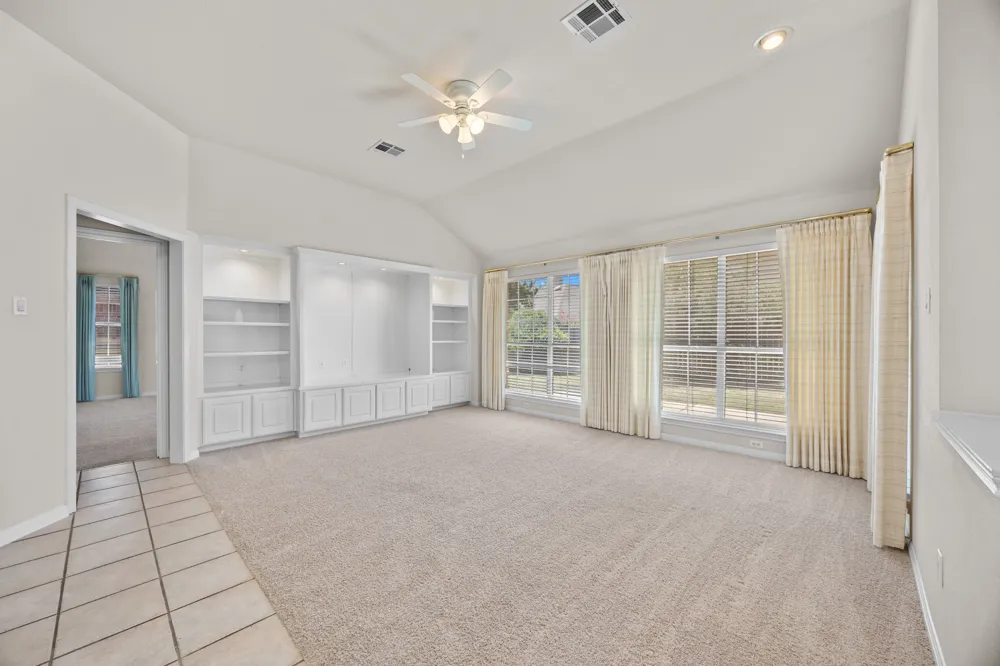 10133 Cassandra Drive Austin, TX 78717