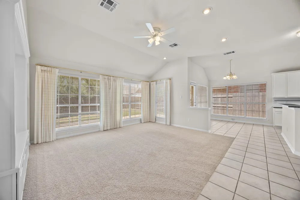 10133 Cassandra Drive Austin, TX 78717