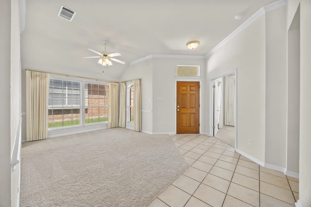 10133 Cassandra Drive Austin, TX 78717