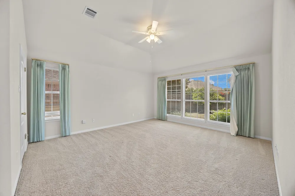 10133 Cassandra Drive Austin, TX 78717