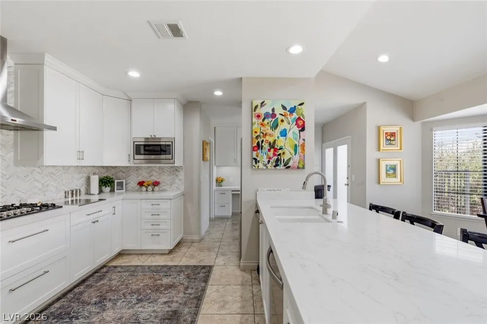 219 Cimarron Road Las Vegas, NV 89145