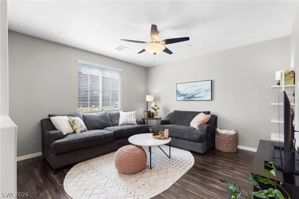1560 Plaza Centre Drive #101 Las Vegas, NV 89135