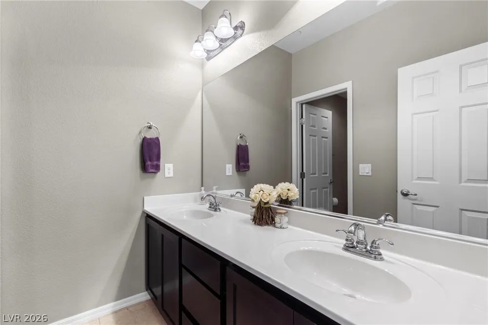 1560 Plaza Centre Drive #101 Las Vegas, NV 89135