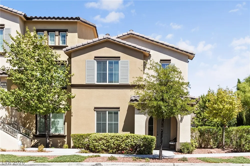 1560 Plaza Centre Drive #101 Las Vegas, NV 89135