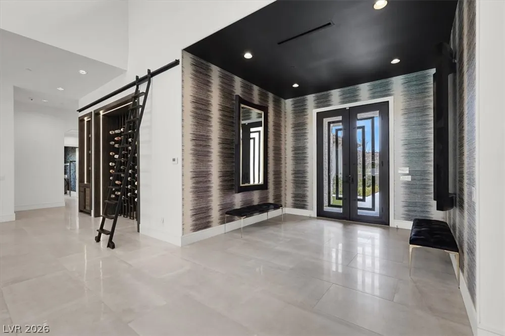 20 Pebble Hills Court Las Vegas, NV 89141
