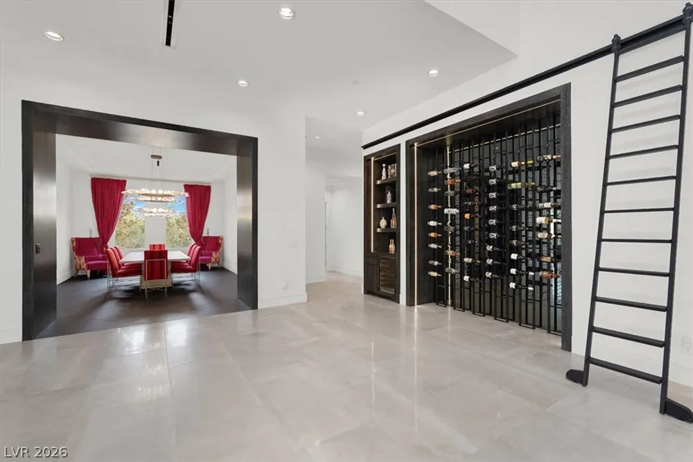20 Pebble Hills Court Las Vegas, NV 89141