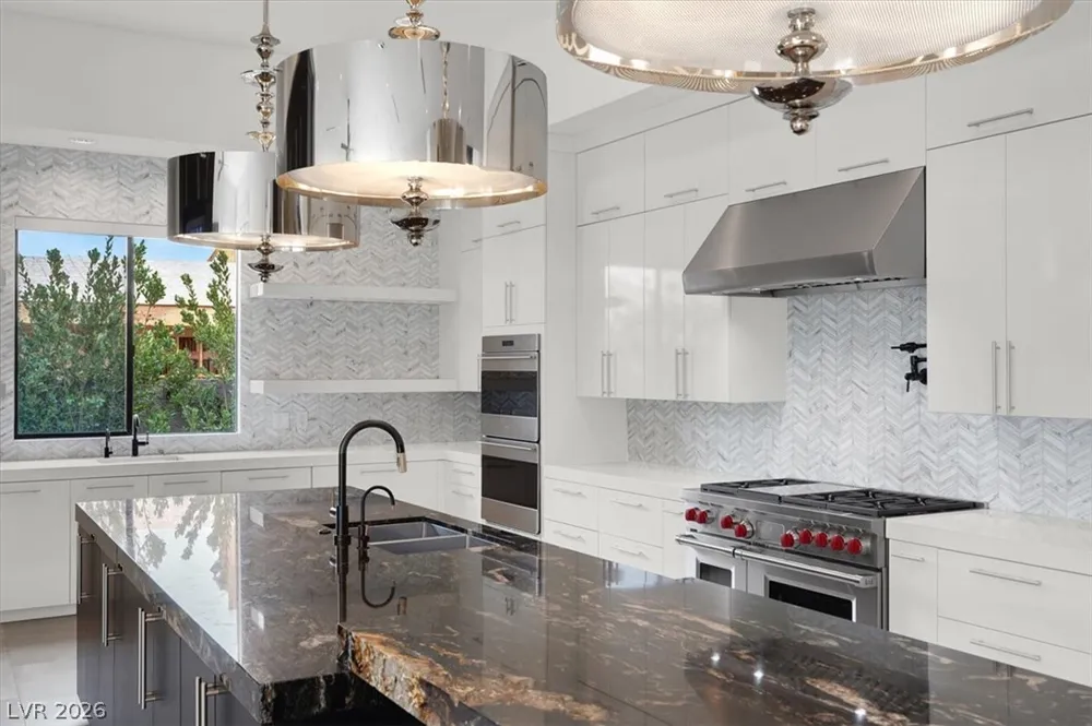 20 Pebble Hills Court Las Vegas, NV 89141