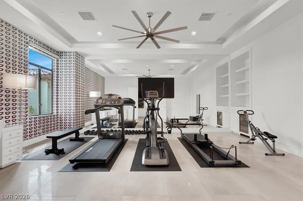 20 Pebble Hills Court Las Vegas, NV 89141