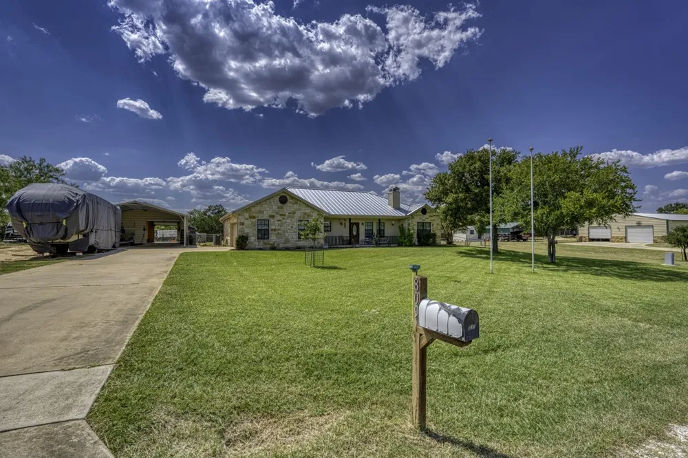 809 Skyline Drive Kingsland, TX 78639