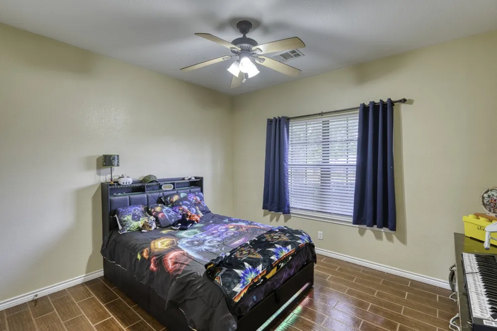 809 Skyline Drive Kingsland, TX 78639