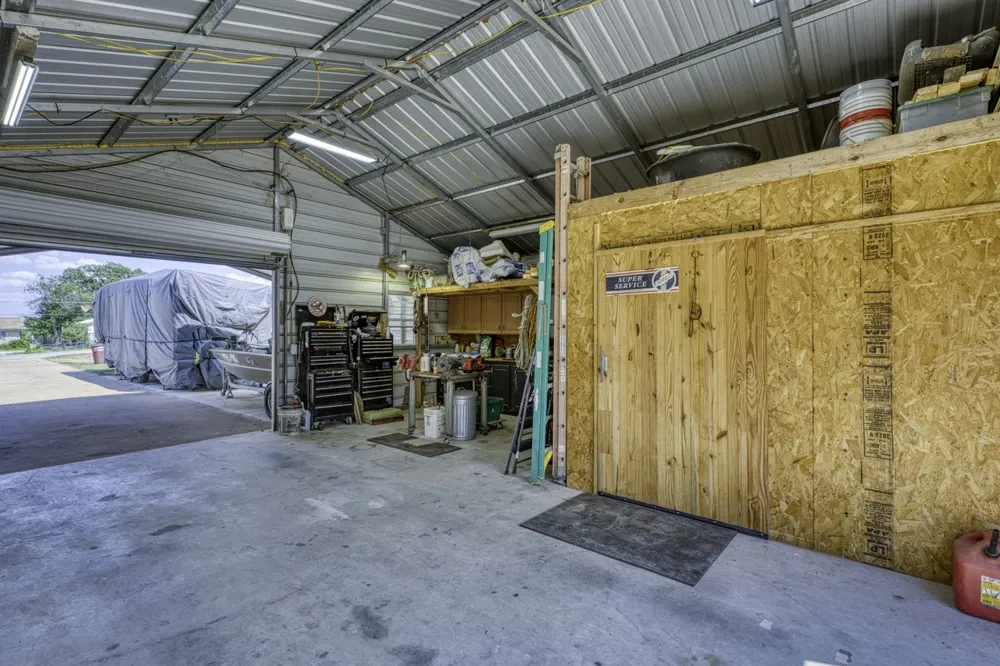 809 Skyline Drive Kingsland, TX 78639