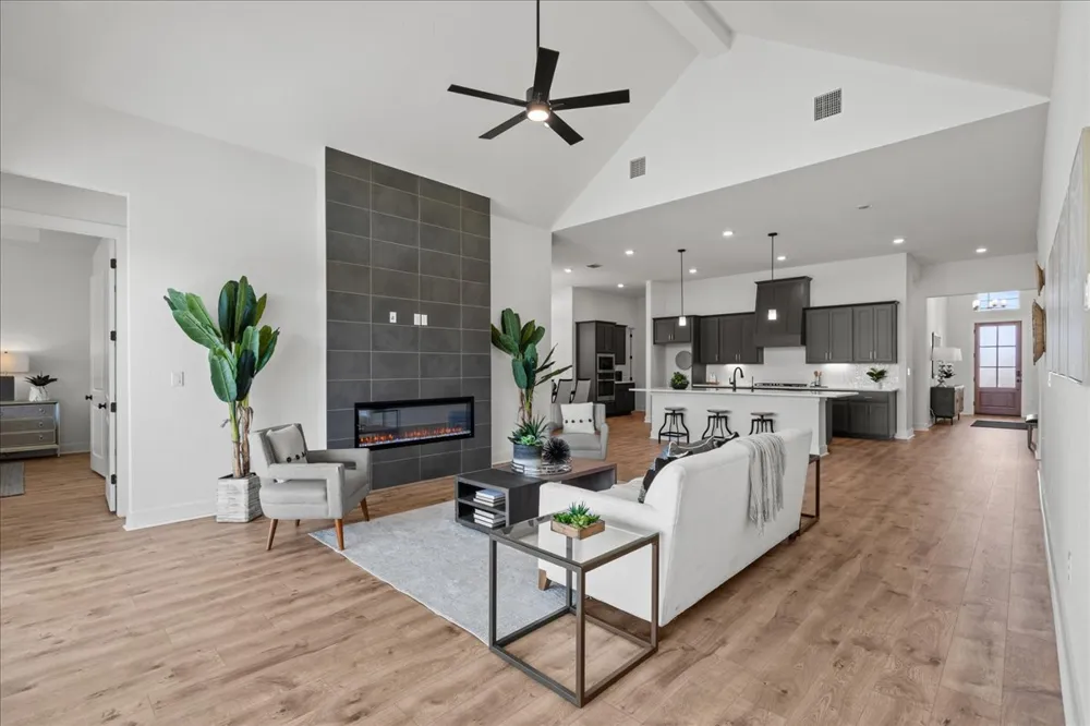 204 Firethorn Cove Marble Falls, TX 78654