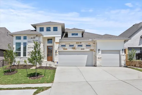 204 Firethorn Cove