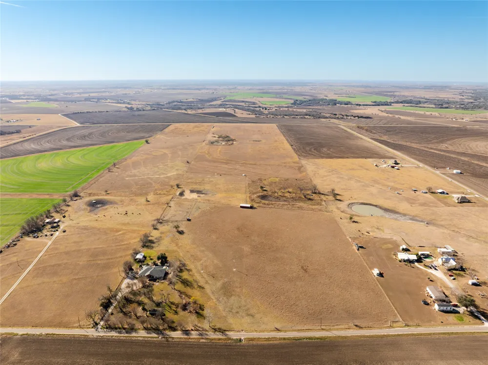 2927 County Road 302 Bartlett, TX 76511