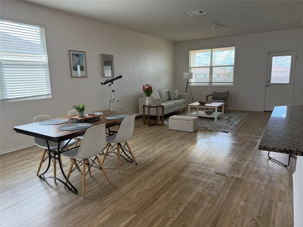14907 Retha Pass Austin, TX 78724