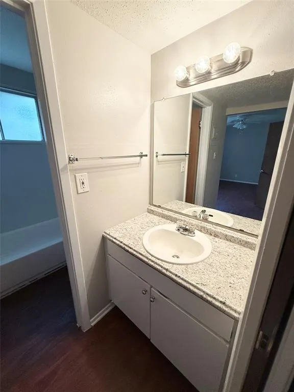 308 E 34th Street #201 Austin, TX 78705