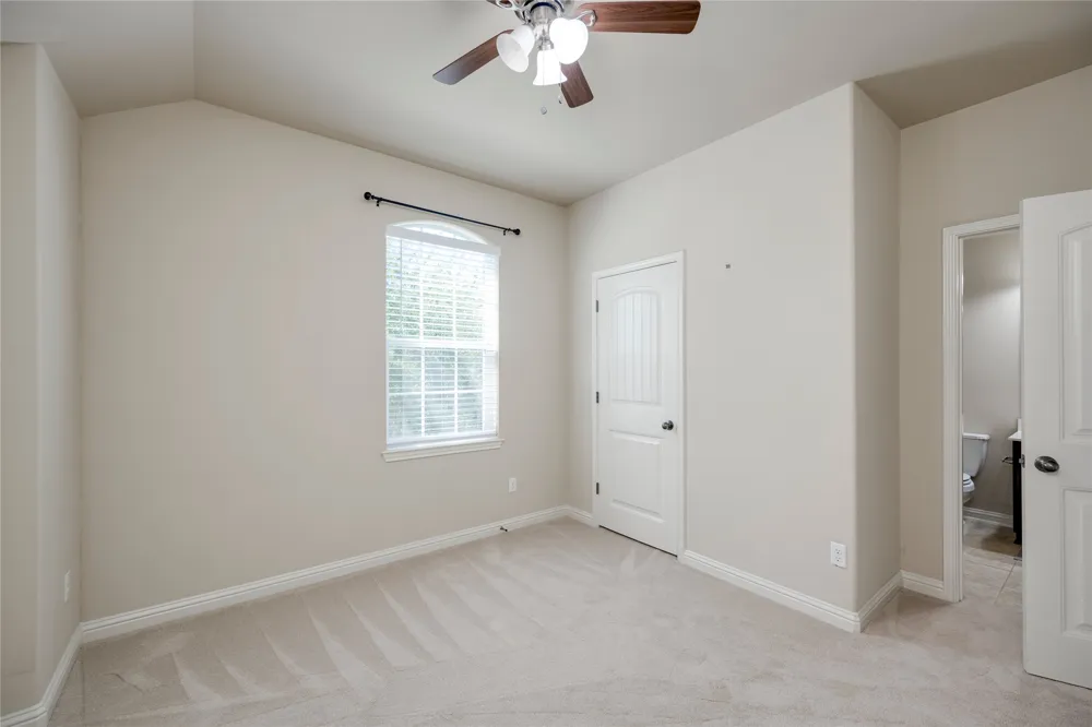 4211 Oldenburg Lane Cedar Park, TX 78613