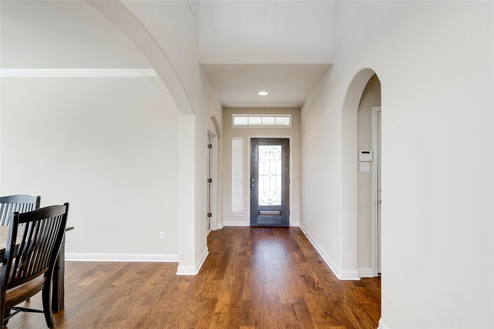 4211 Oldenburg Lane Cedar Park, TX 78613