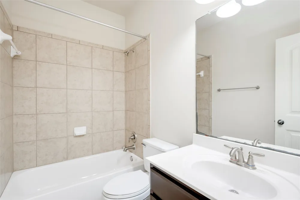 4211 Oldenburg Lane Cedar Park, TX 78613