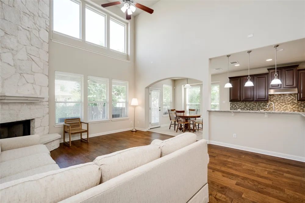 4211 Oldenburg Lane Cedar Park, TX 78613