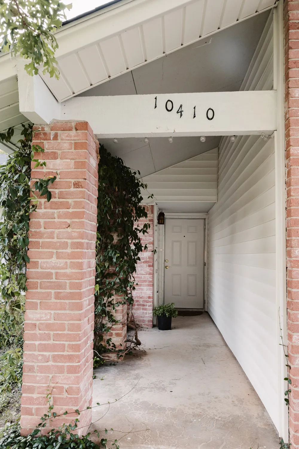 10410 Leaning Willow Drive Austin, TX 78758