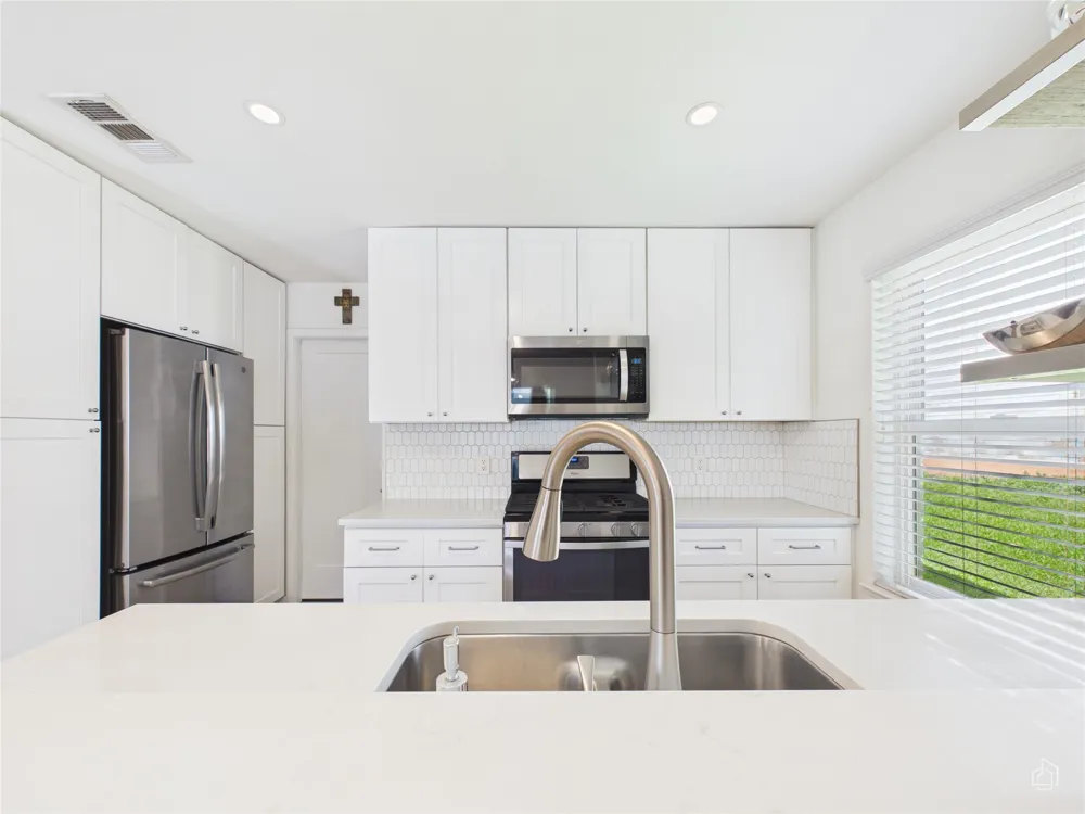 2706 Grennock Drive Austin, TX 78745