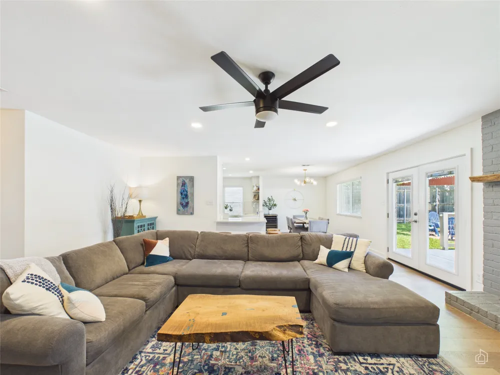 2706 Grennock Drive Austin, TX 78745