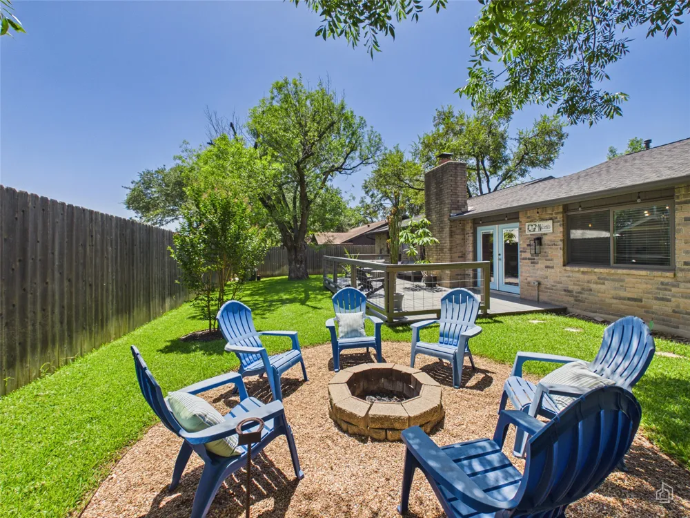 2706 Grennock Drive Austin, TX 78745