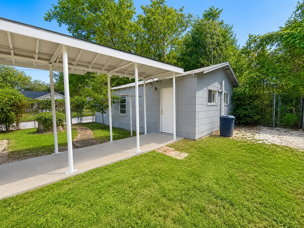 340 Ackerman Street Rockdale, TX 76567